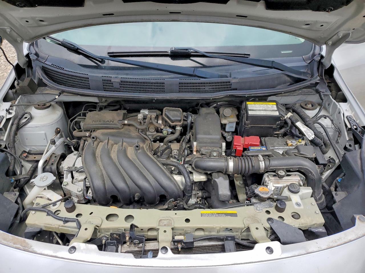 Nissan Versa 1.6 Sv