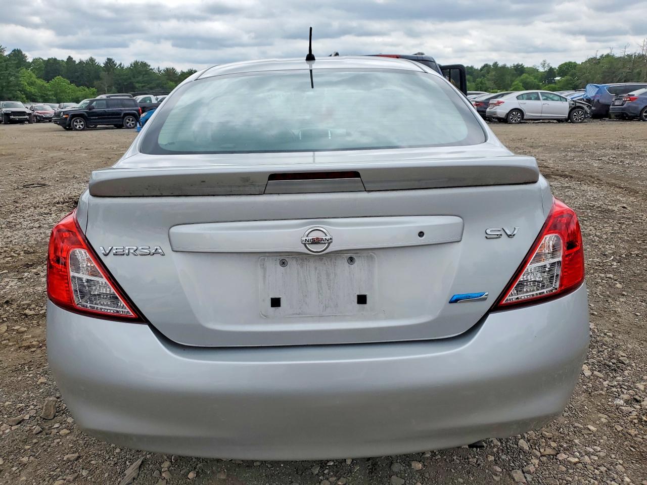 Nissan Versa 1.6 Sv