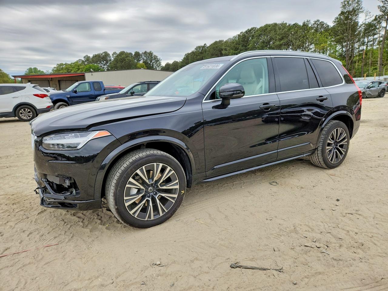 Salvage Volvo XC90 Image