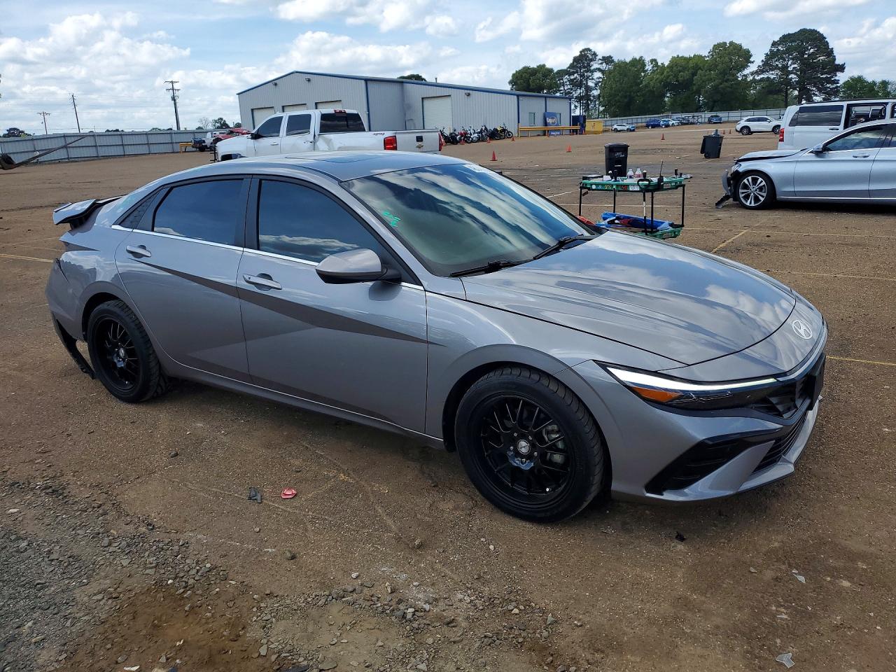 Hyundai ELANTRA Sel
