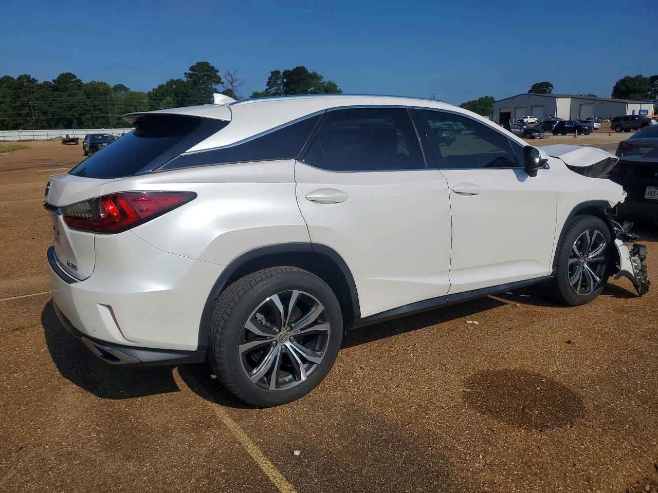 Lexus RX Base