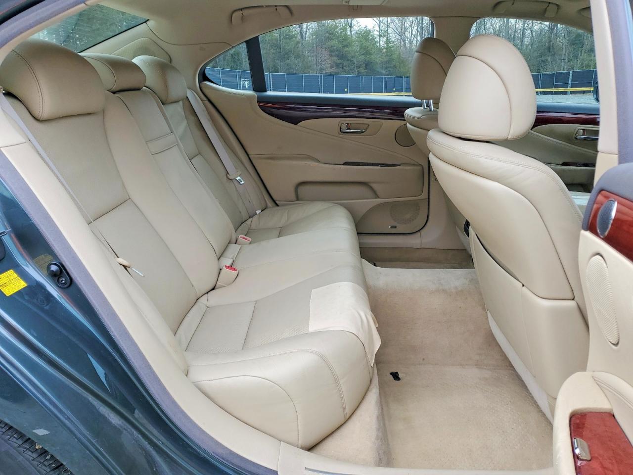 Lexus LS L