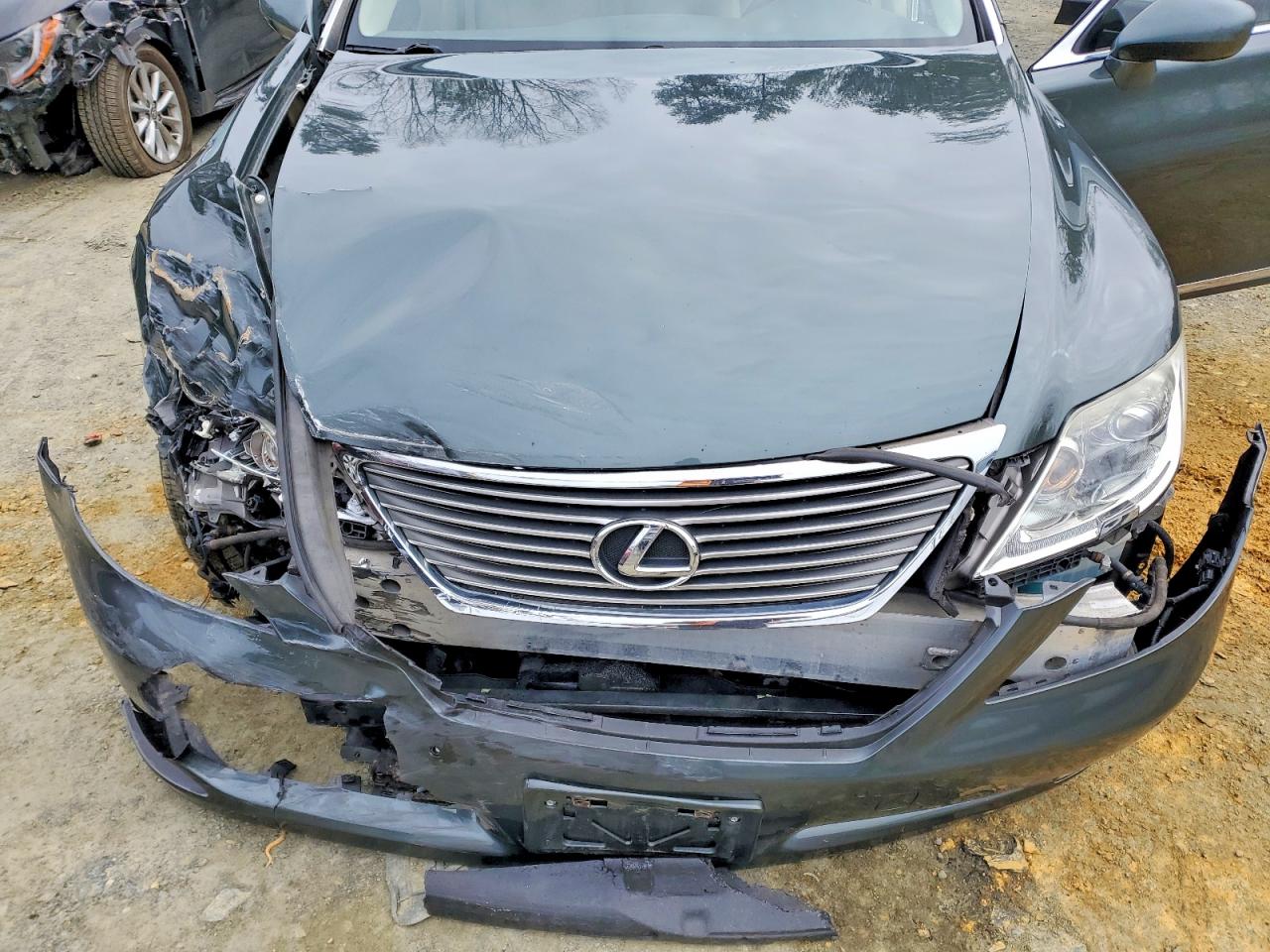 Lexus LS L