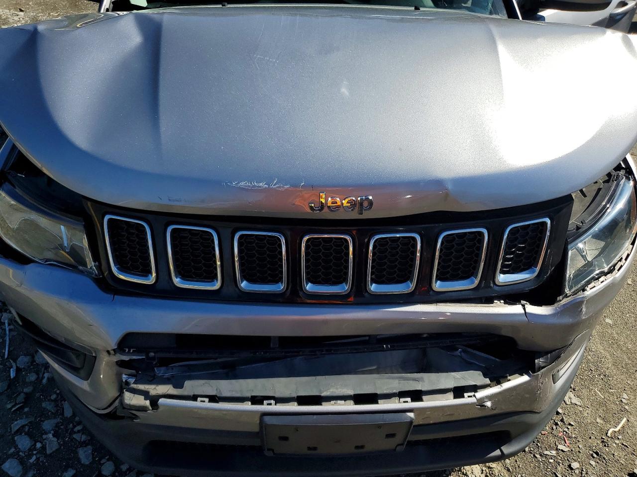 Jeep Compass Latitude