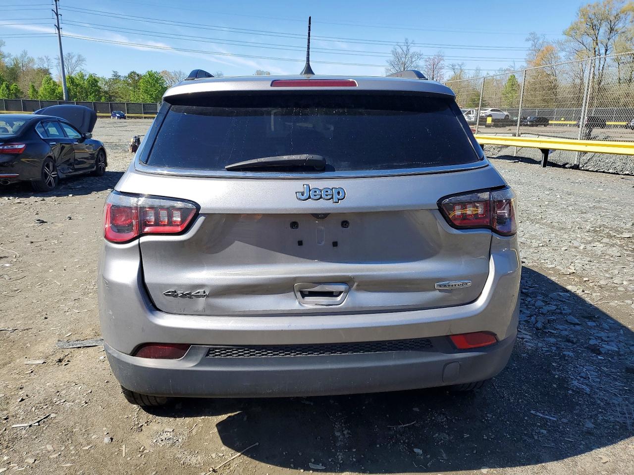 Jeep Compass Latitude