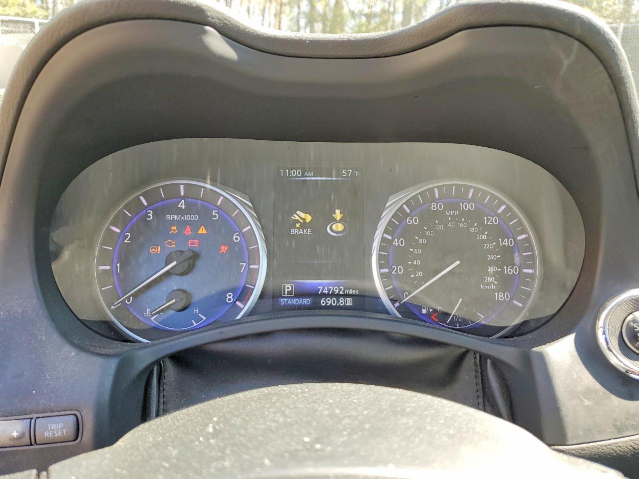 INFINITI Q50 2.0t