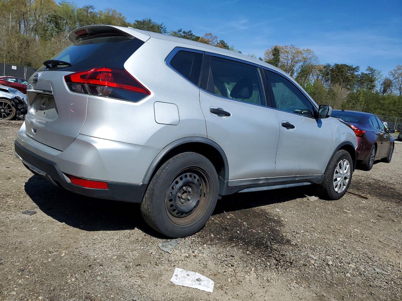 Nissan Rogue S