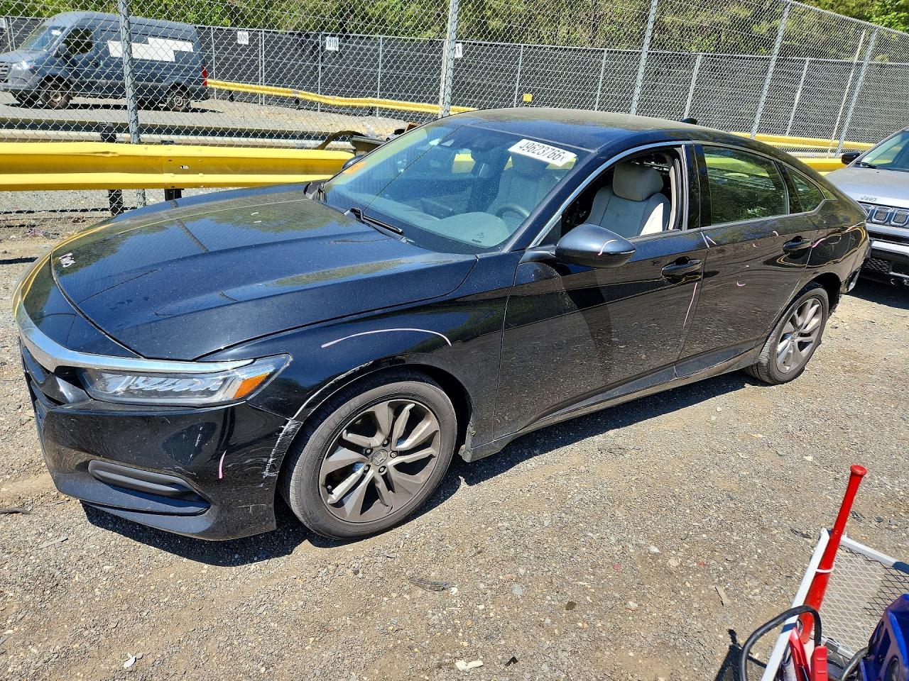 Salvage Honda Accord Image