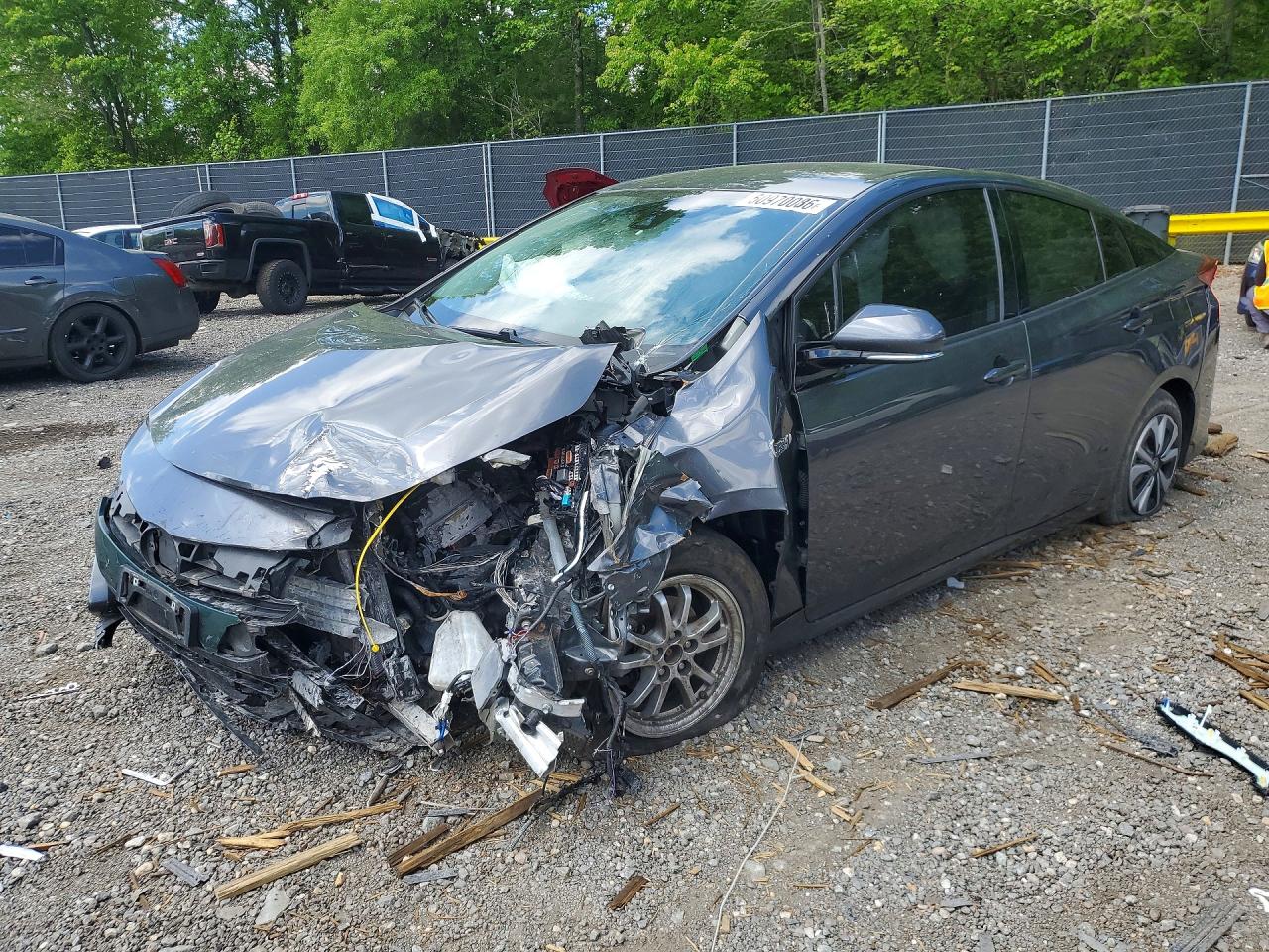 Salvage Toyota Prius Image