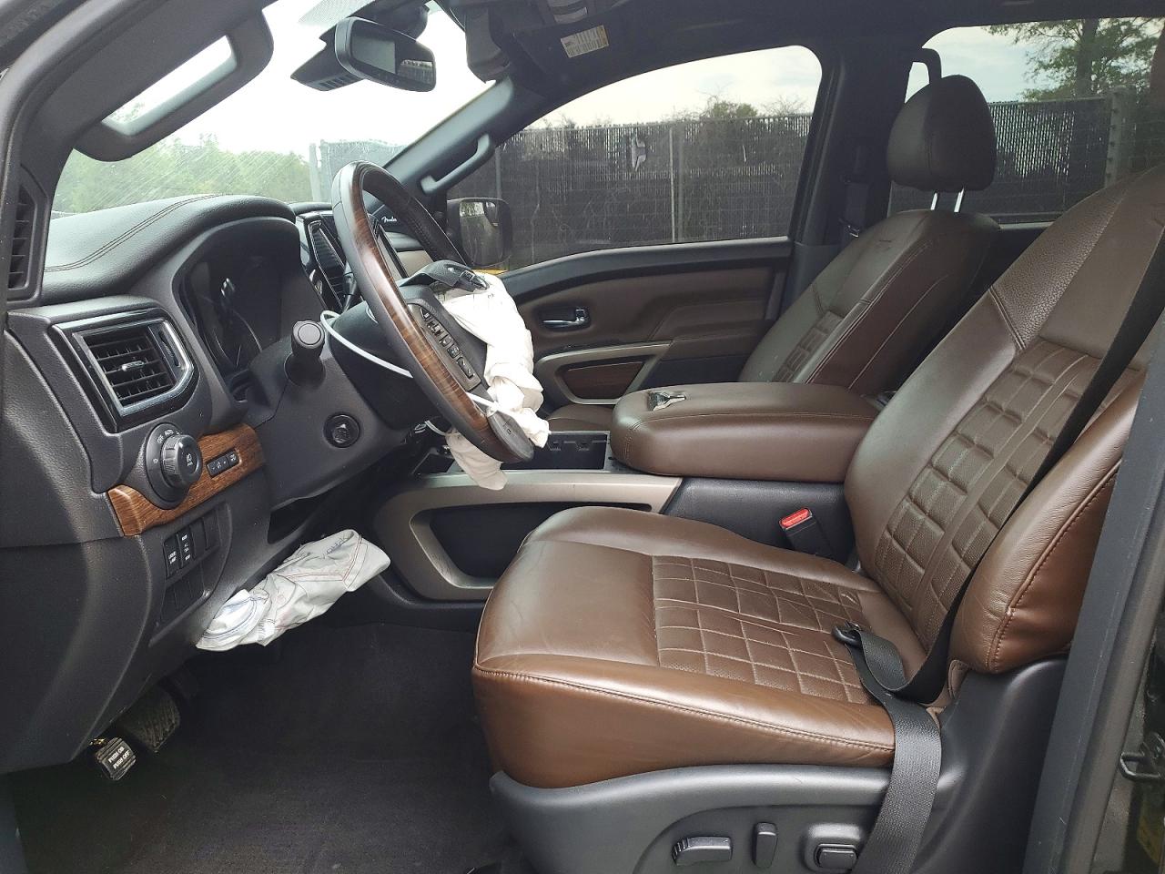 Nissan Titan Platinum Reserve