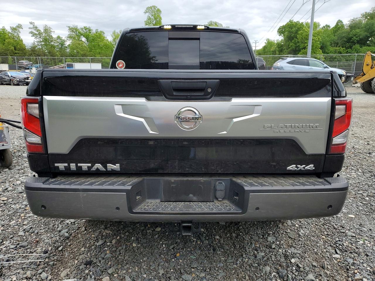 Nissan Titan Platinum Reserve