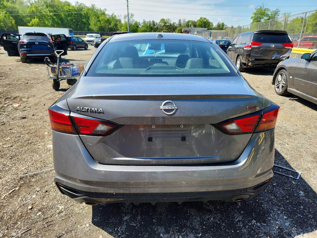Nissan Altima Sr