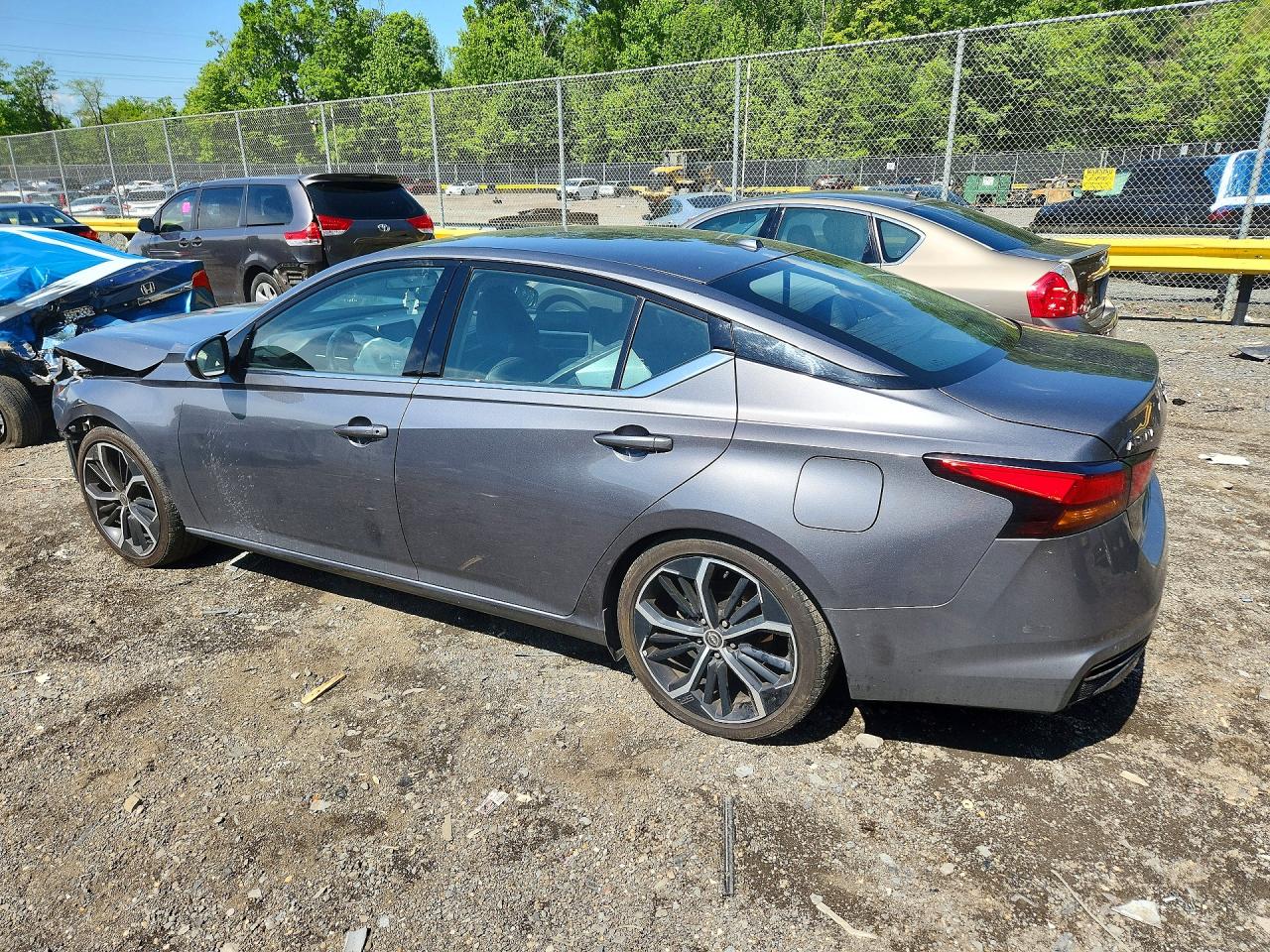 Nissan Altima Sr