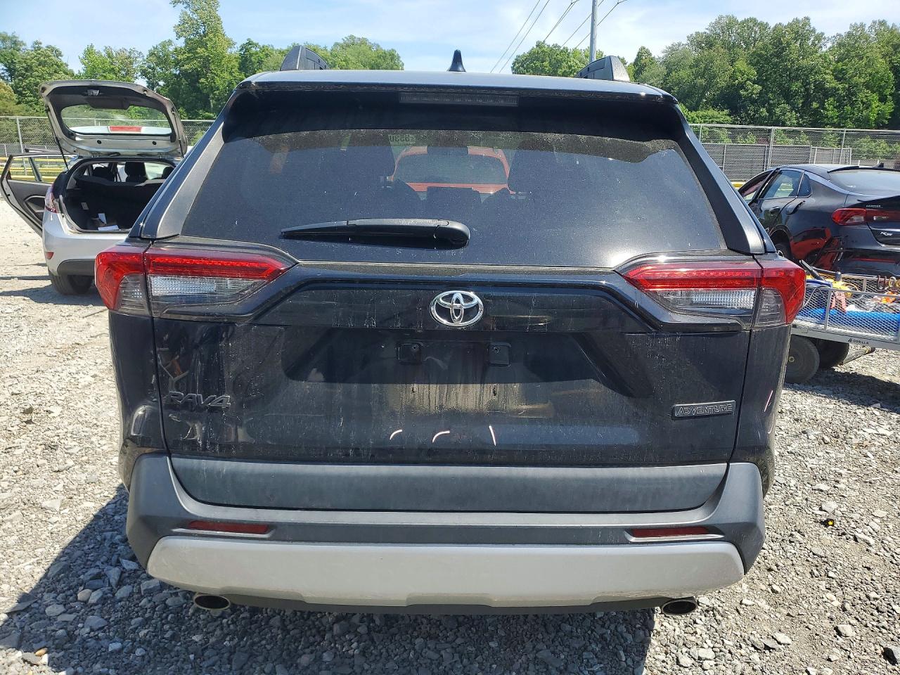 Toyota RAV4 Adventure