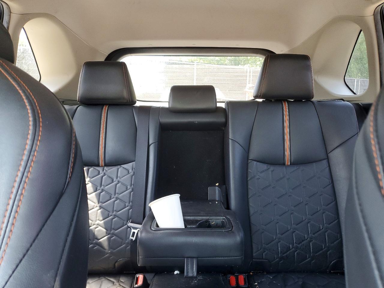 Toyota RAV4 Adventure