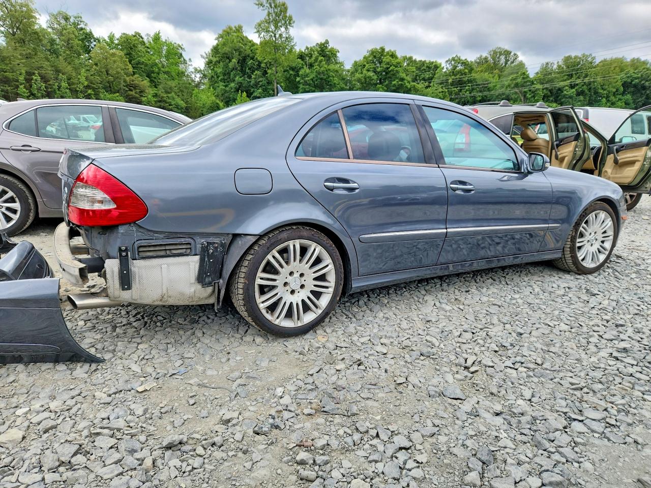 Mercedes-Benz E-Class 350