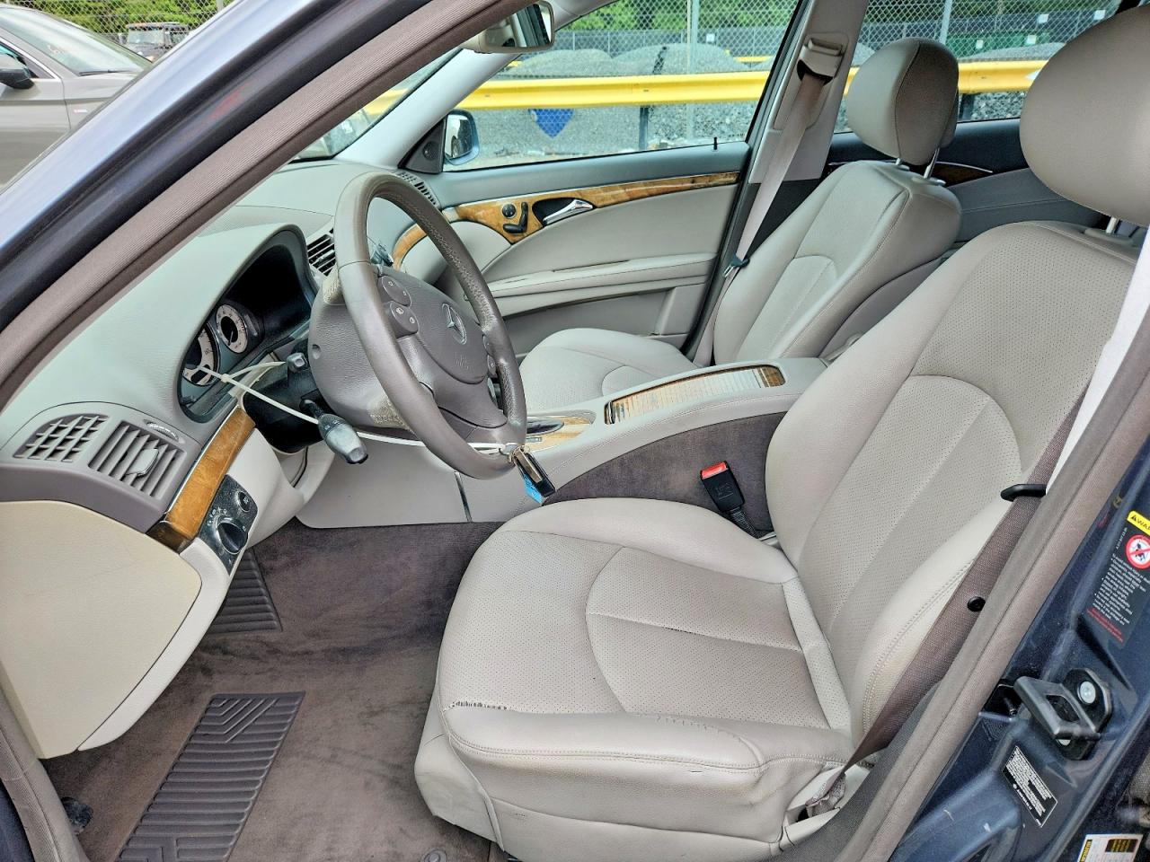 Mercedes-Benz E-Class 350