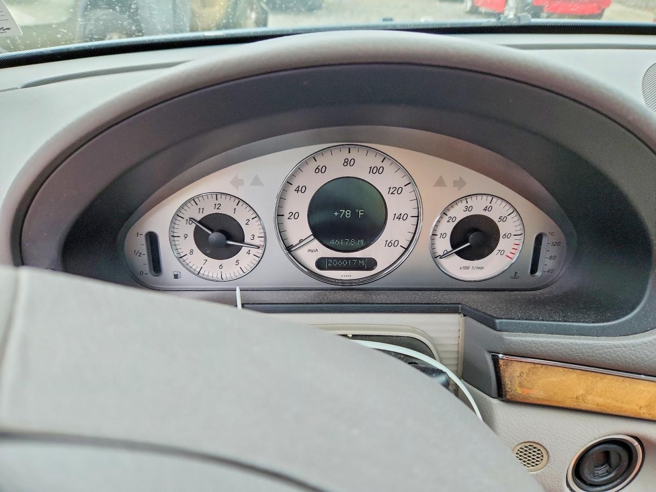 Mercedes-Benz E-Class 350
