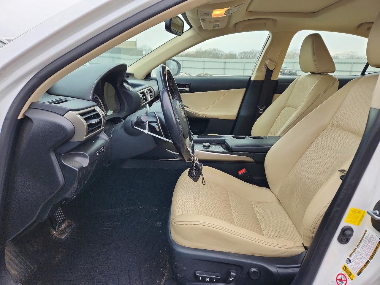 Lexus Is 200t