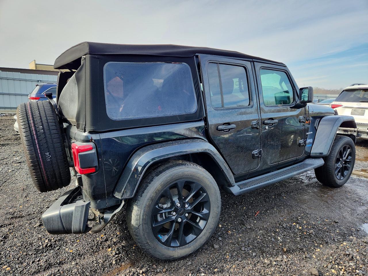 Jeep Wrangler Sahara 4xe