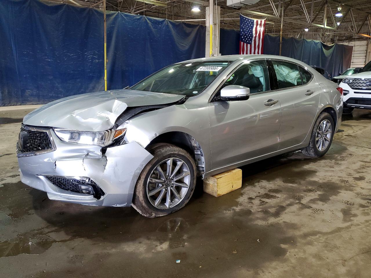 Salvage Acura TLX Image