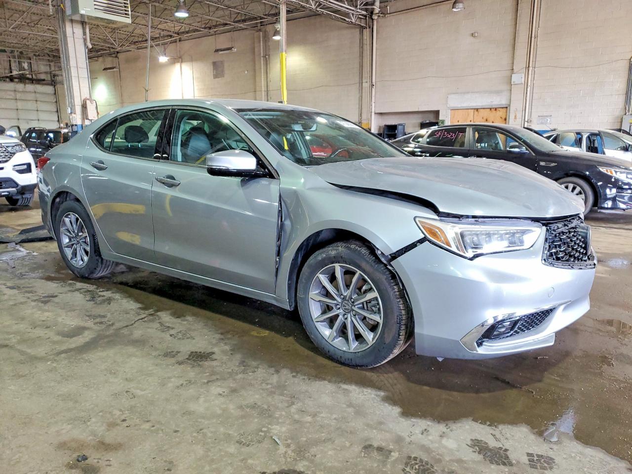 Acura TLX