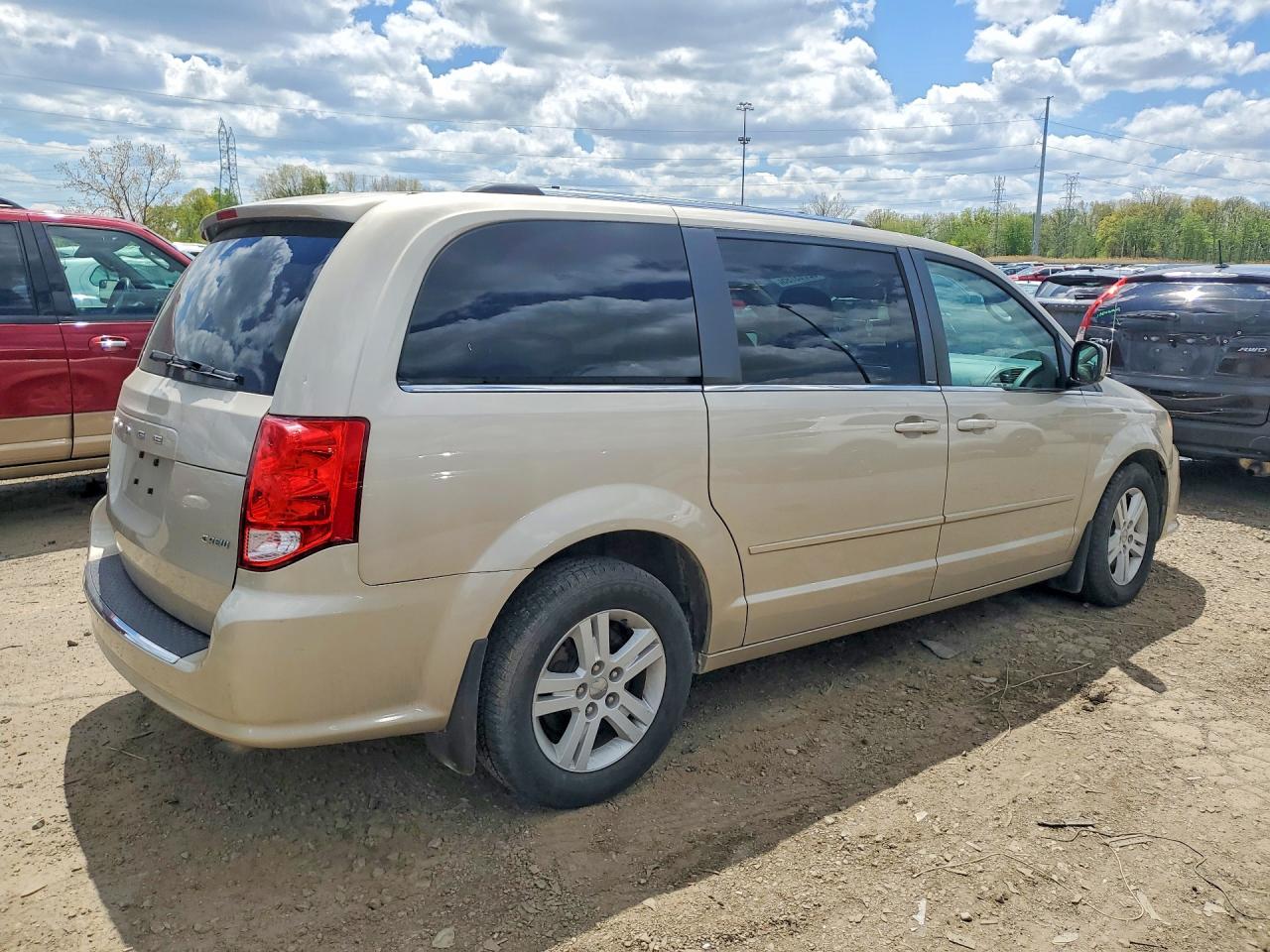 Dodge Caravan Crew