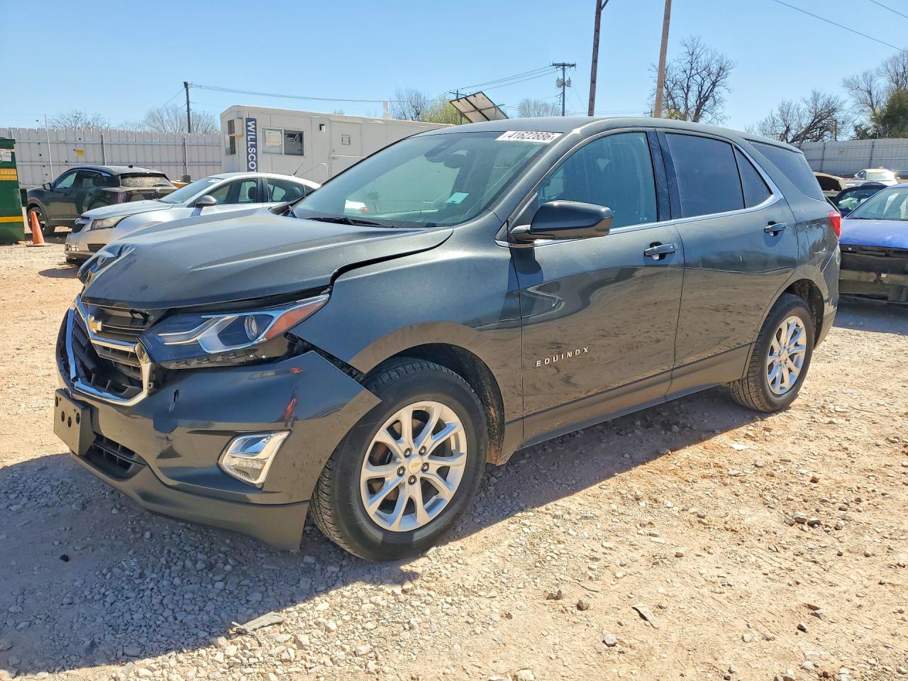 Salvage Chevrolet Equinox Image