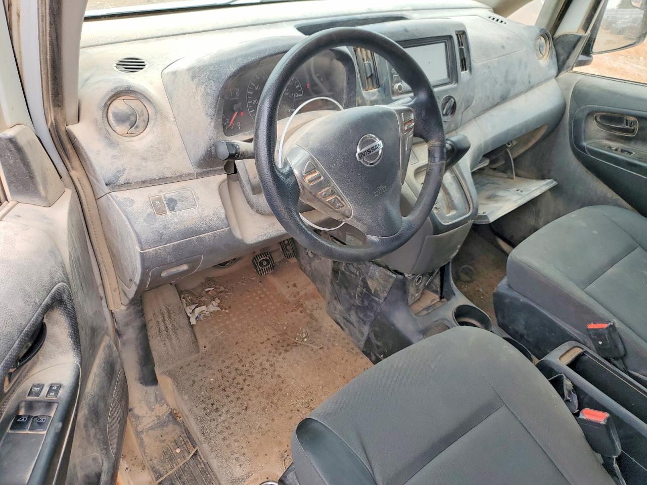 Nissan Nv S