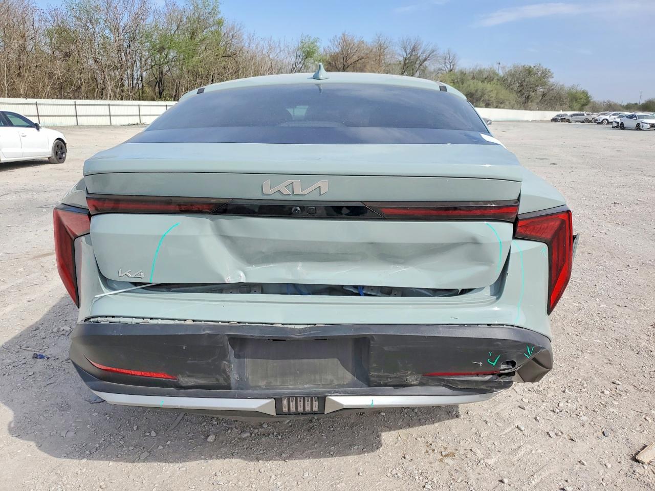 Kia K4 Lxs