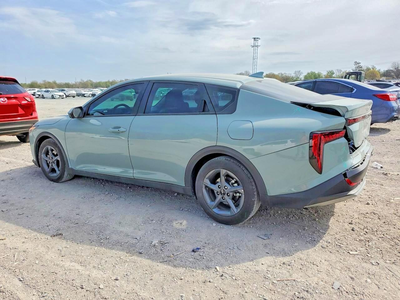 Kia K4 Lxs