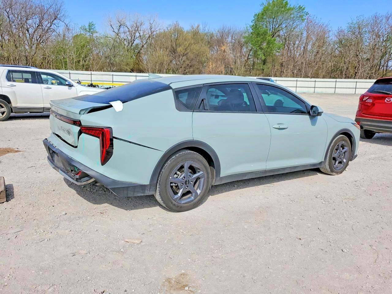 Kia K4 Lxs