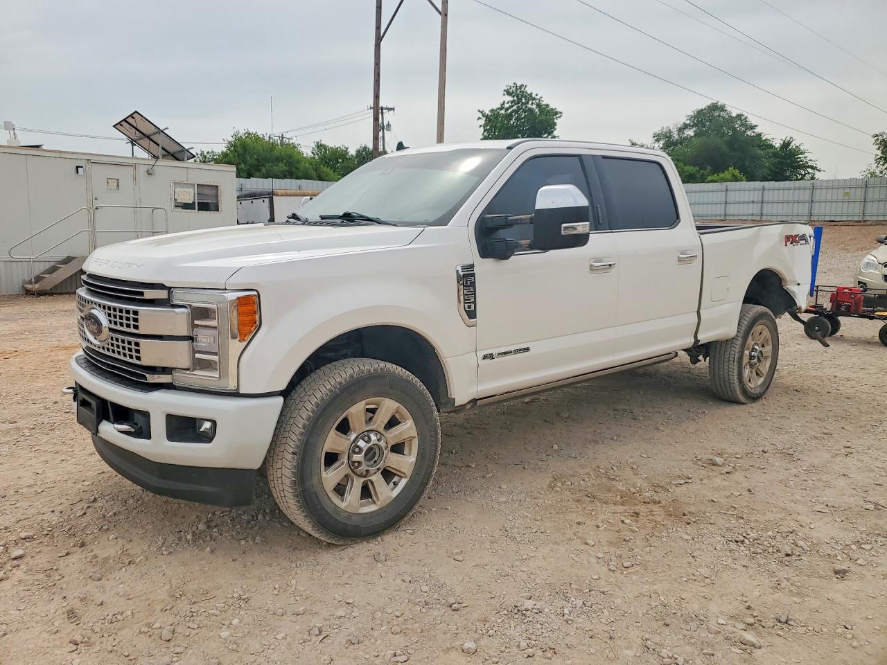 Salvage Ford F-250 Image