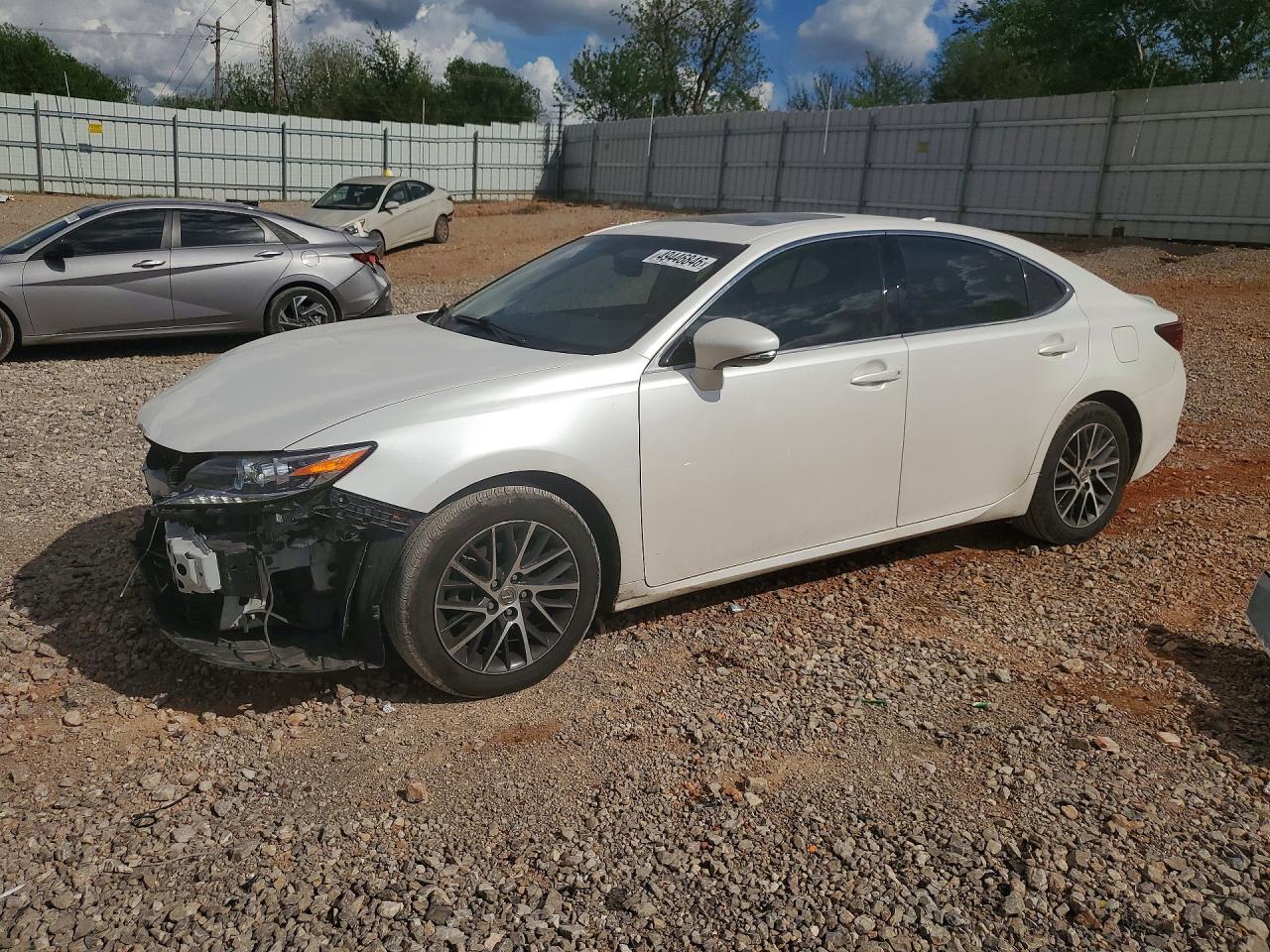 Salvage Lexus Es Image