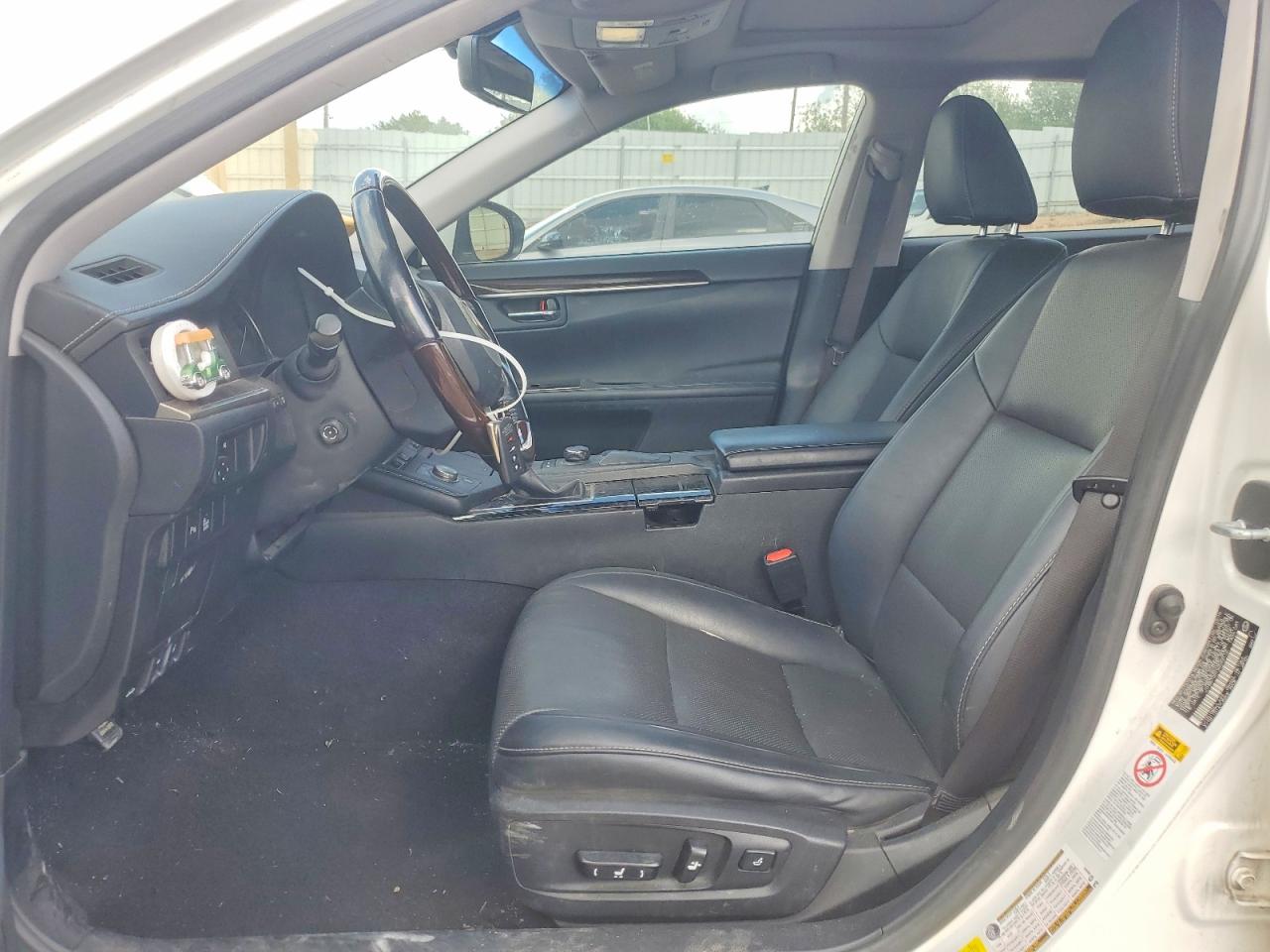 Lexus Es Base