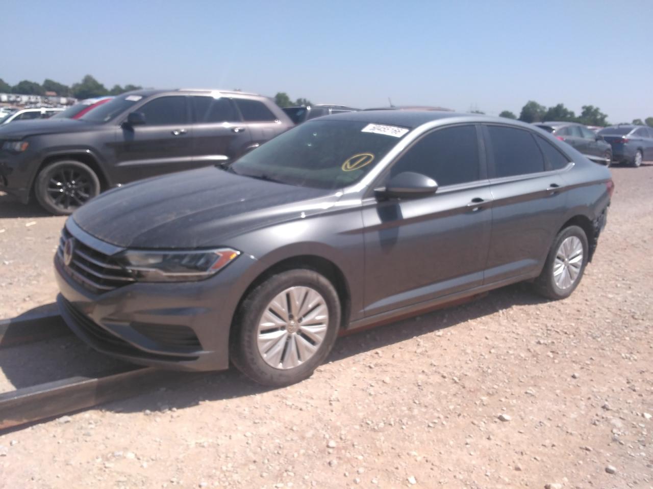 Salvage Volkswagen Jetta Image