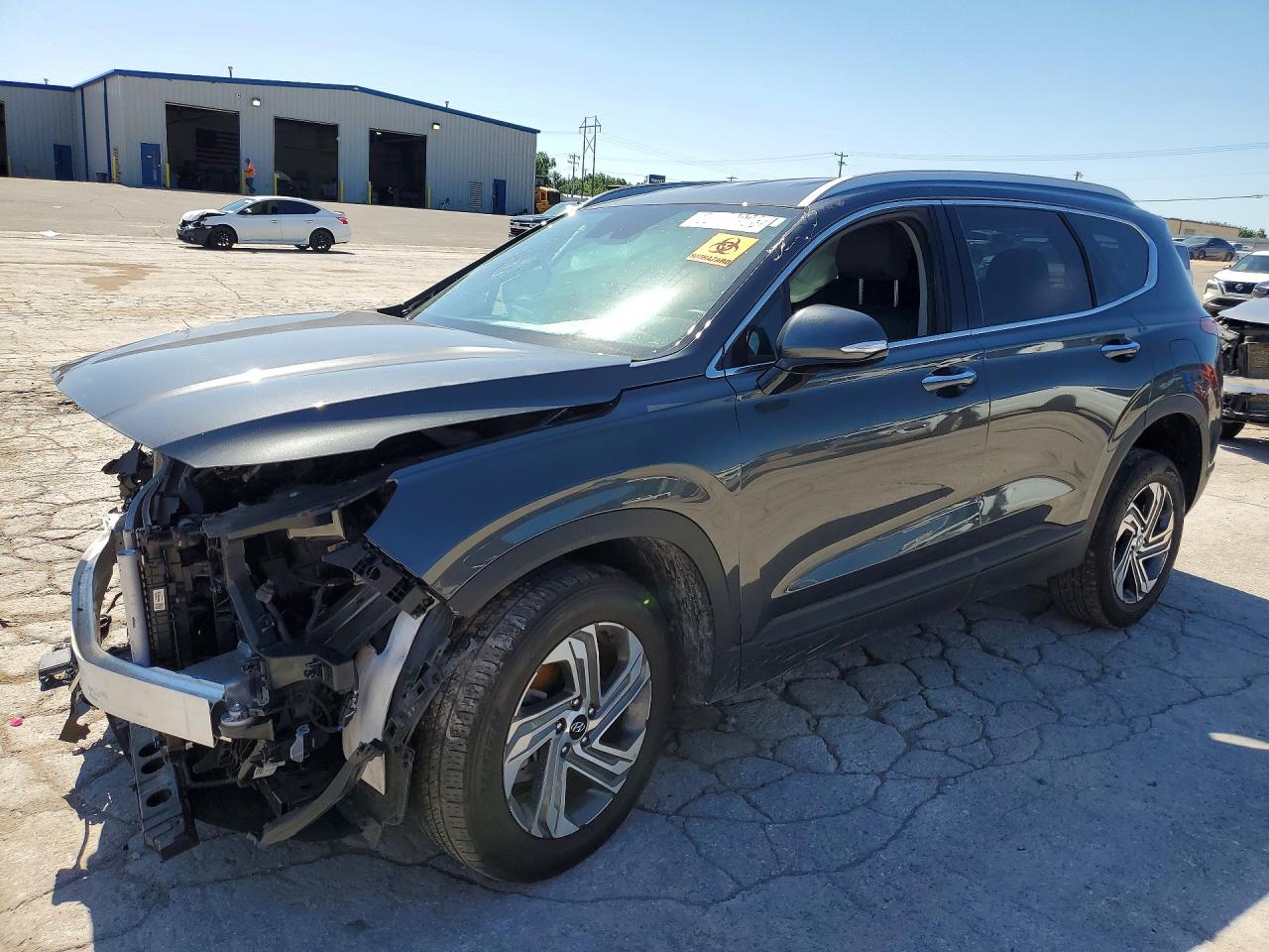 Salvage Hyundai SANTA FE Image