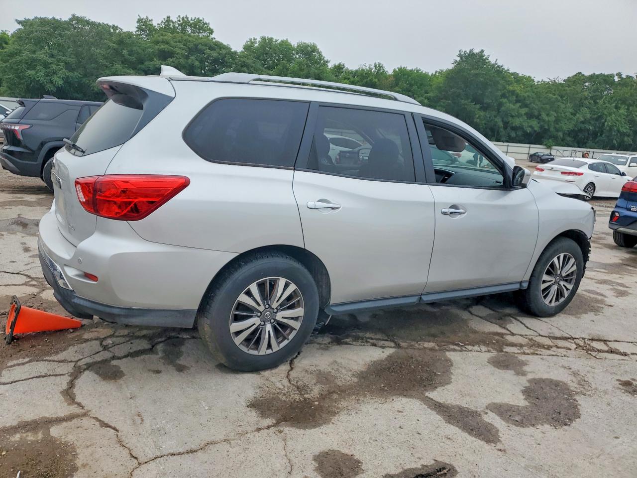 Nissan Pathfinder Sl