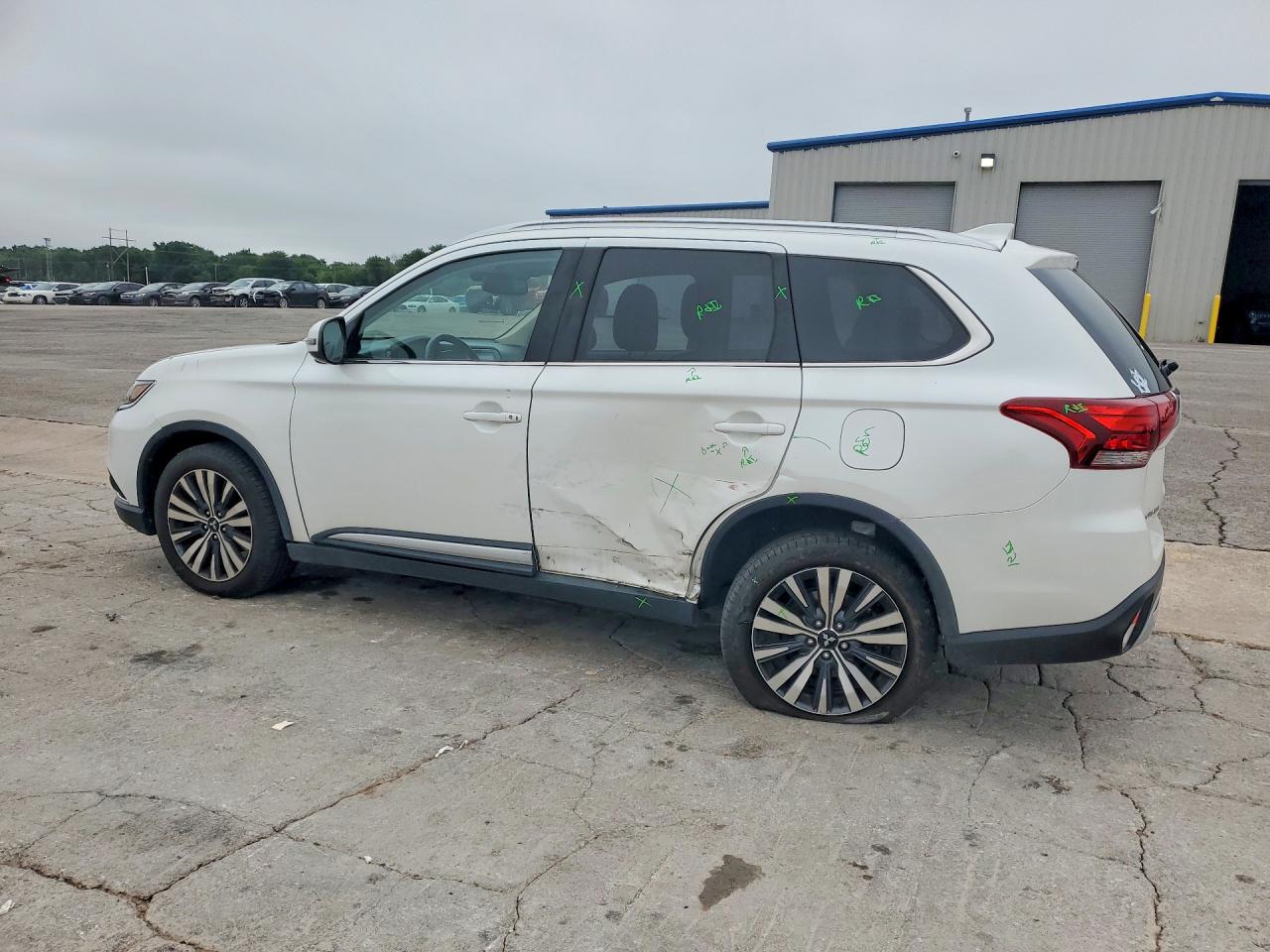 Mitsubishi Outlander Se