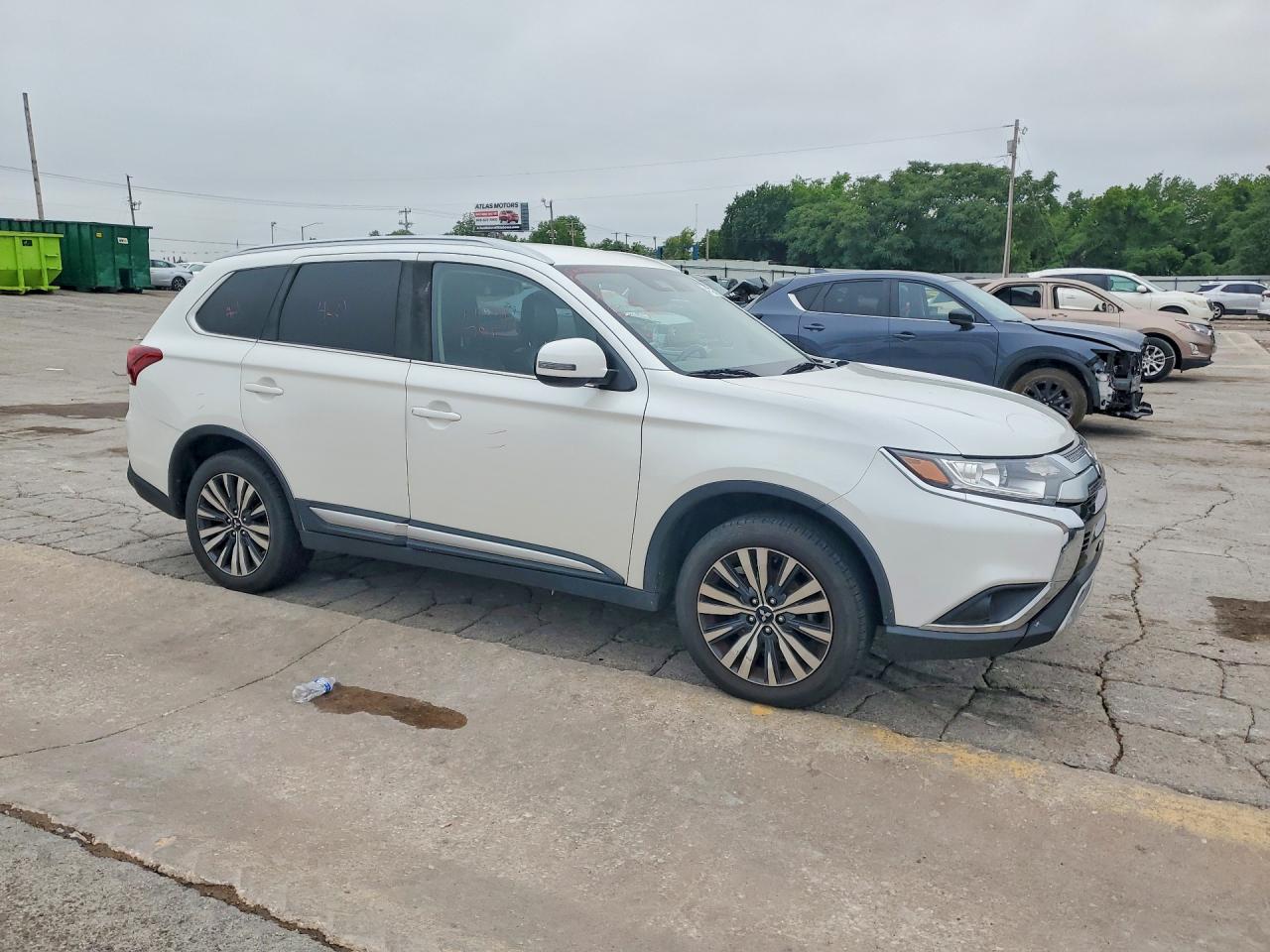 Mitsubishi Outlander Se