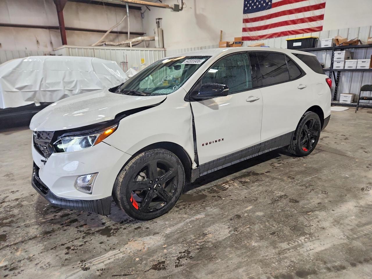 Salvage Chevrolet Equinox Image