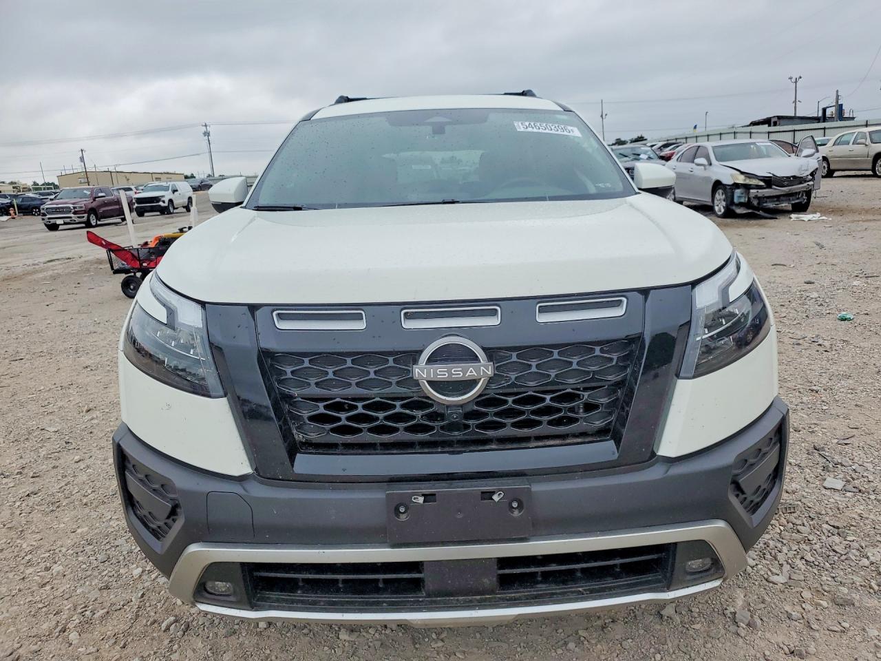 Nissan Pathfinder Rock Creek