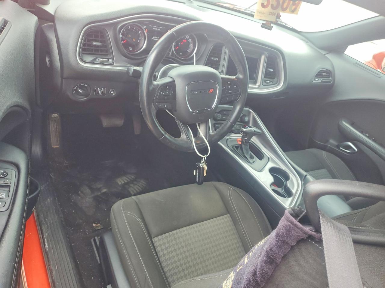 Dodge Challenger Sxt
