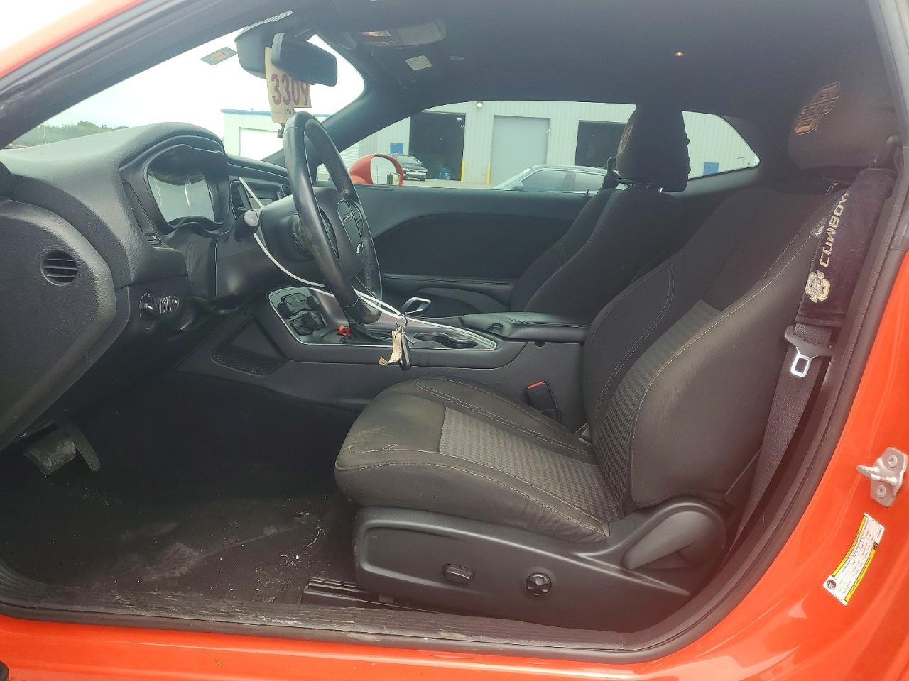 Dodge Challenger Sxt