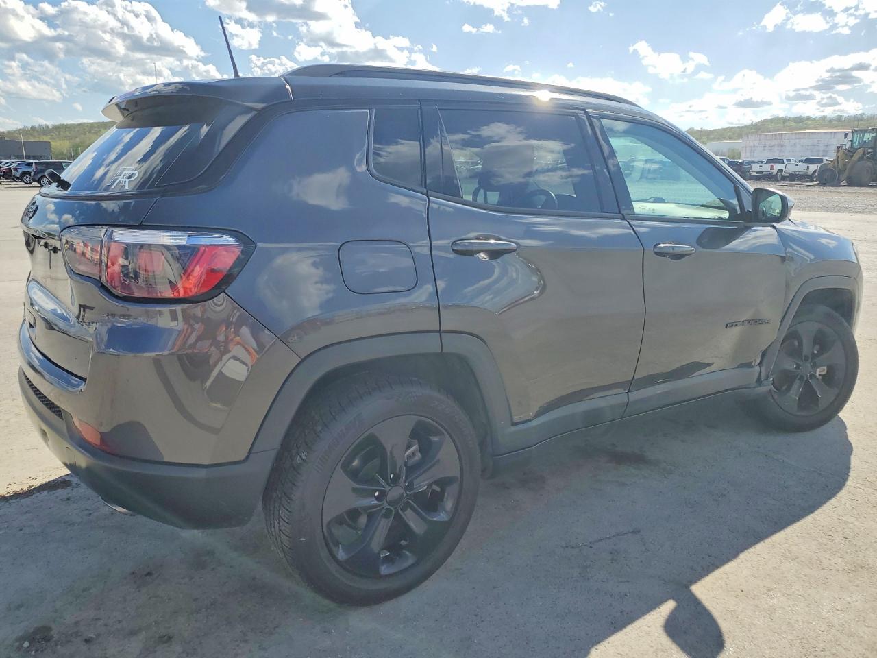 Jeep Compass Latitude