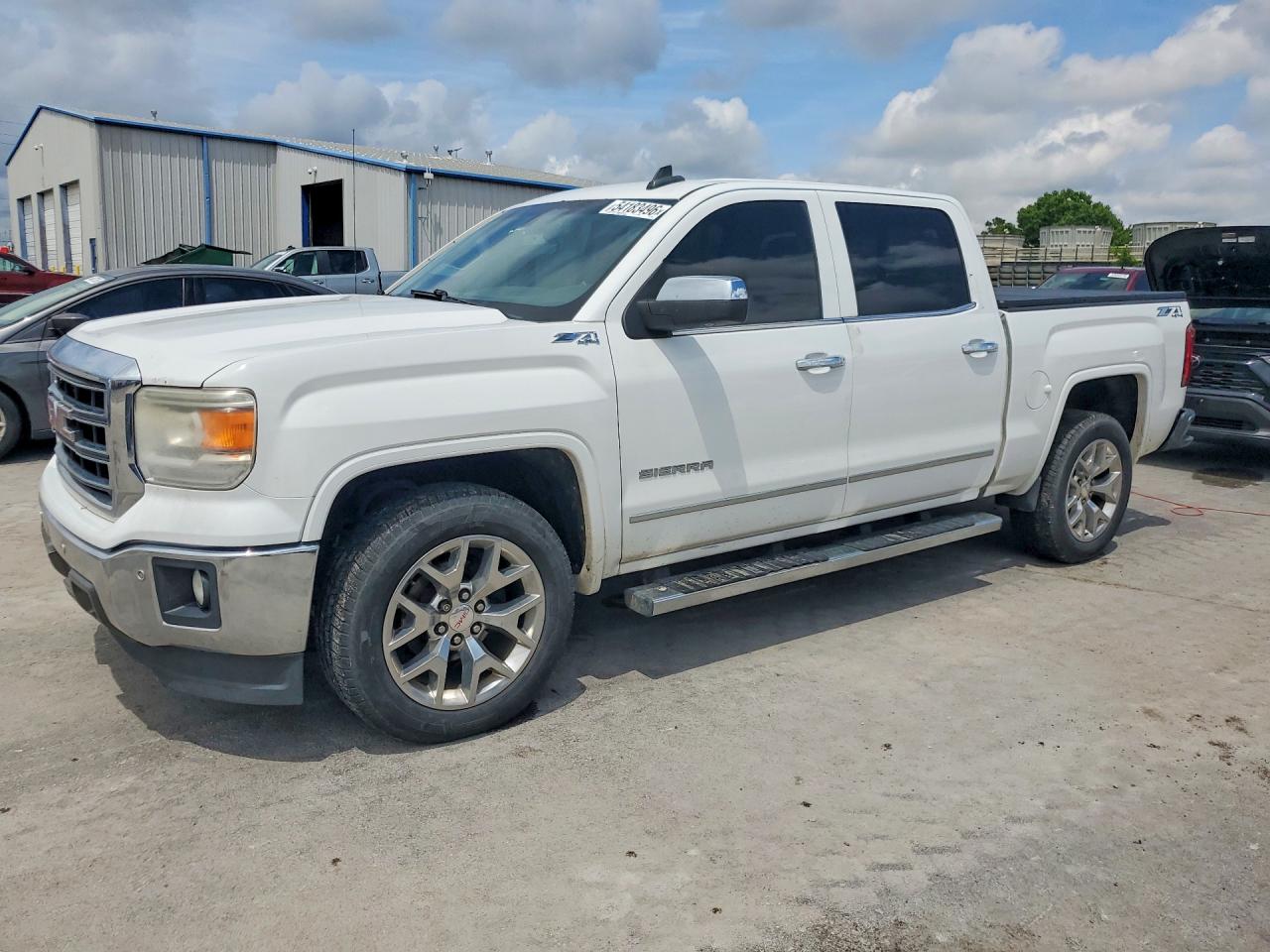 Salvage GMC Sierra Image