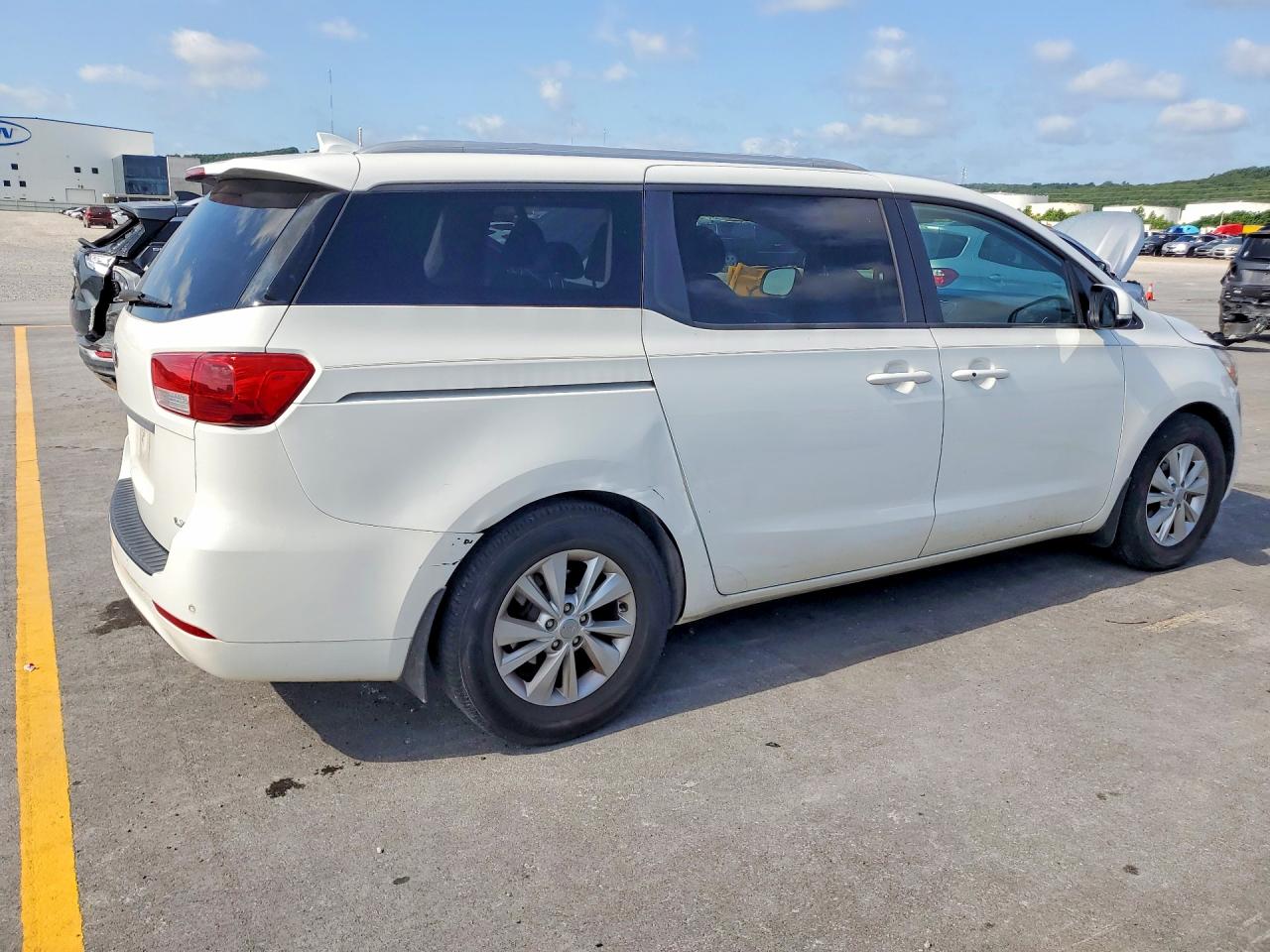 Kia Sedona Lx