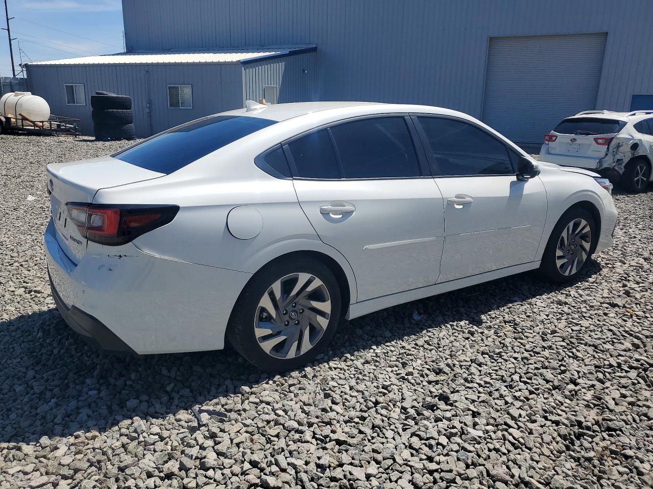 Subaru Legacy Limited