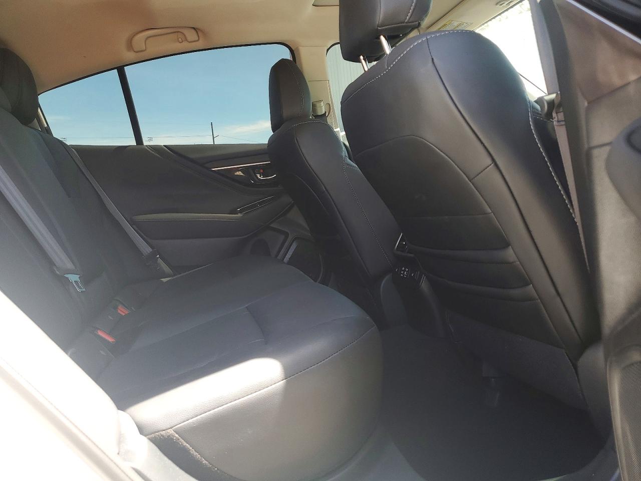 Subaru Legacy Limited