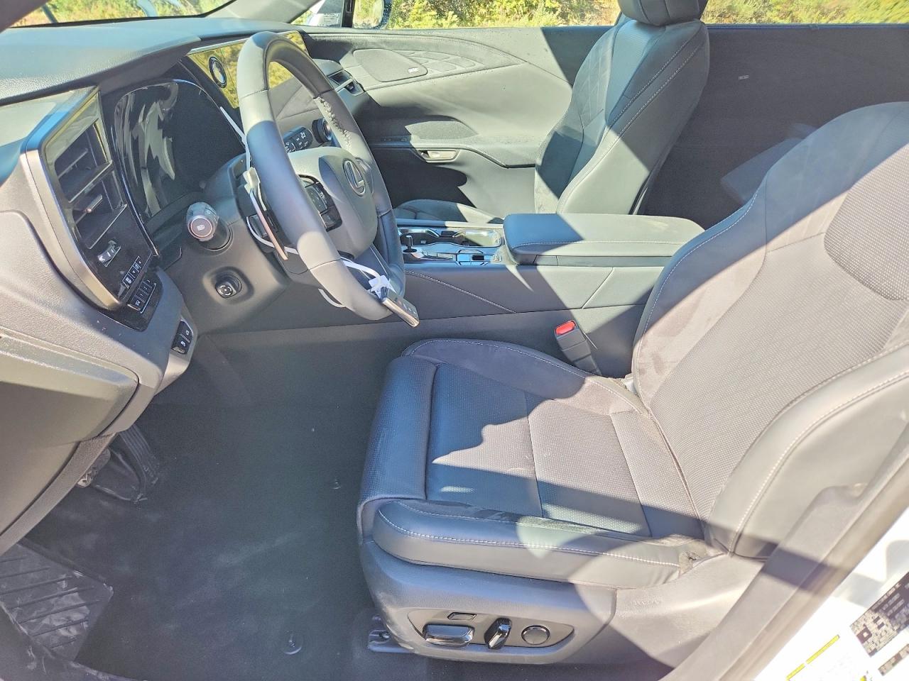 Lexus RX Luxury